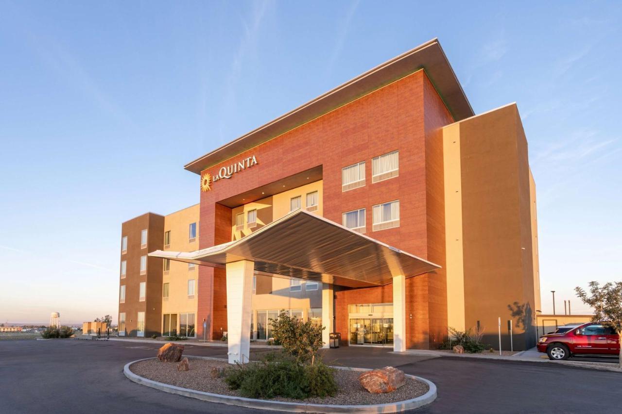 La Quinta Inn & Suites By Wyndham Holbrook Petrified Forest Exterior foto